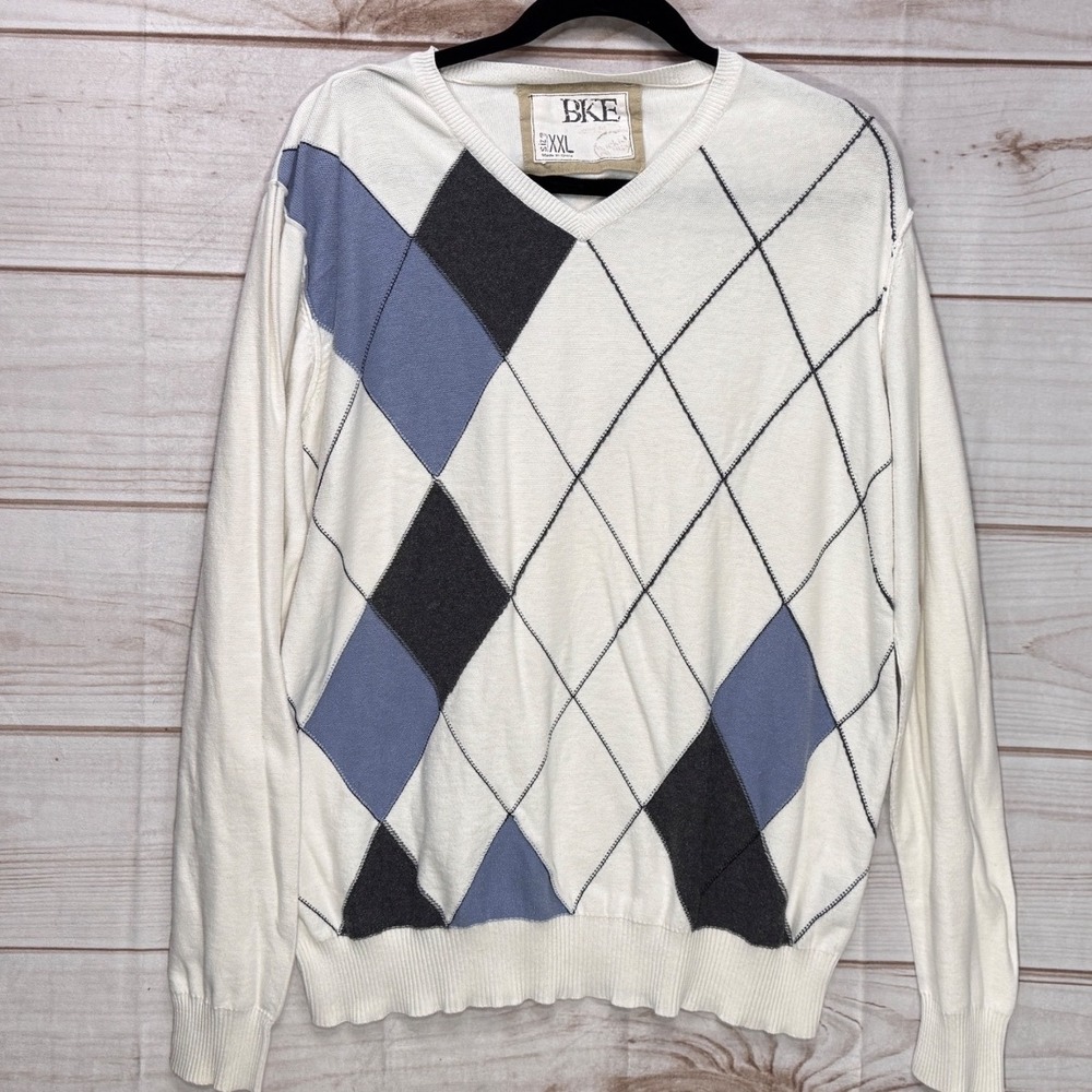 BKE Argyle Sweater Mens XXL White Blue Grey Excellent V-Neck Cotton Pullover